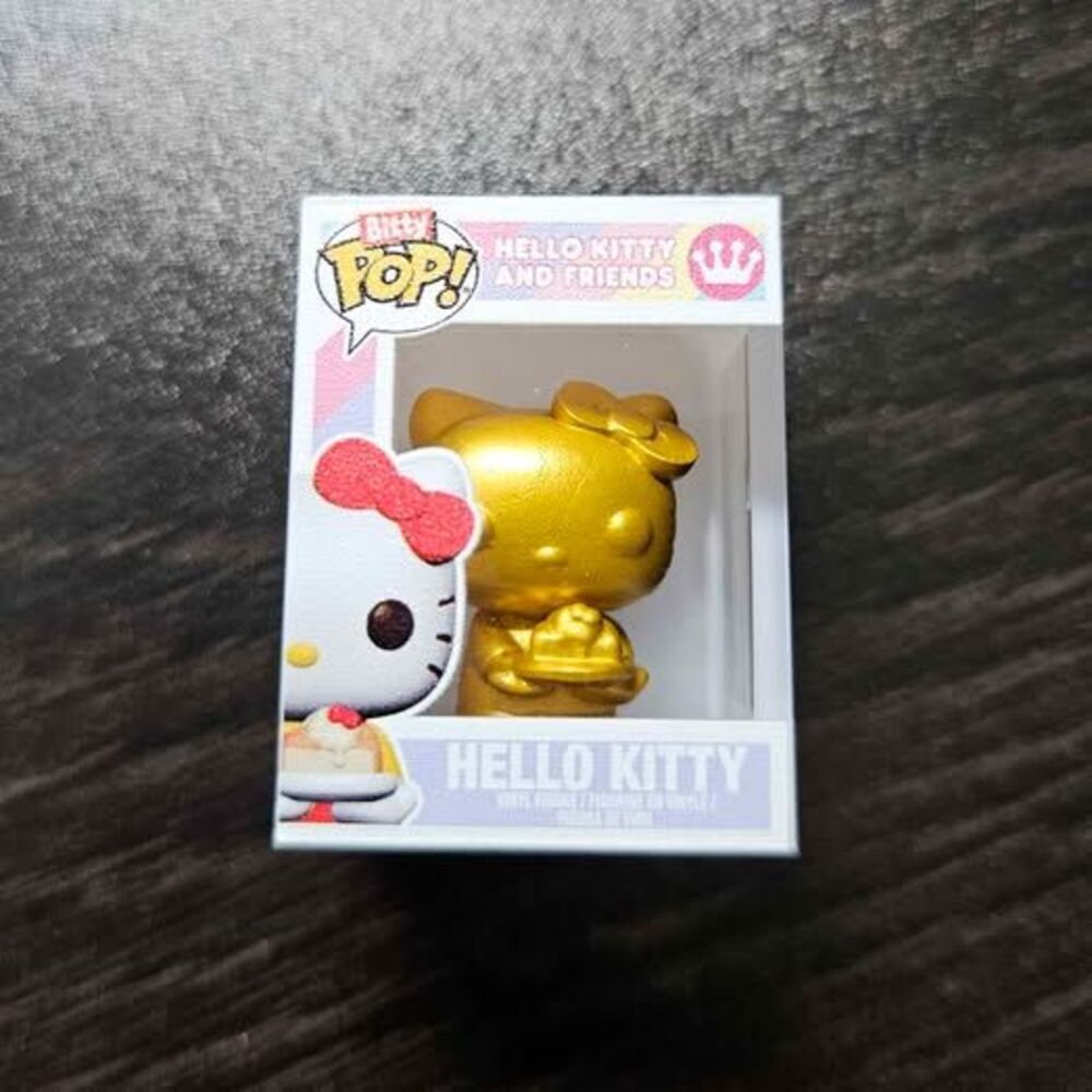 Funko Bitty Pop Hello Kitty Gold 1/32 Rare | Like New